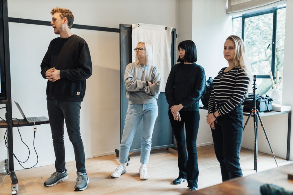 Dozentin oder Dozent als Ansprechpartner für die UX/UI Design Ausbildung